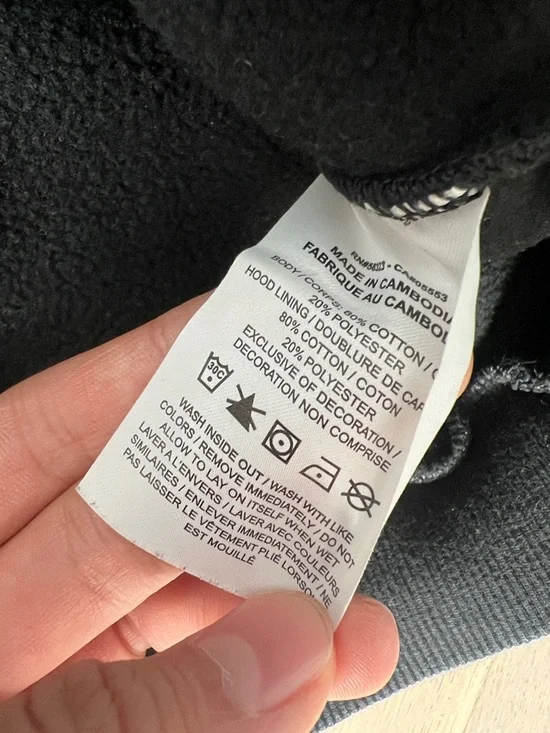 Nike Black Hoodie with White ACG Triangle - Picture 3 of 4